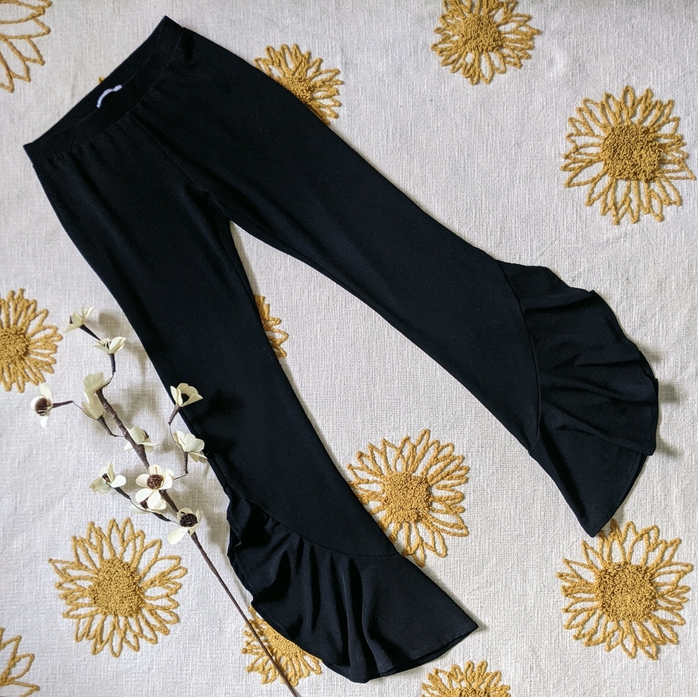 Zara Boho Ruffle Flair Pants Small
